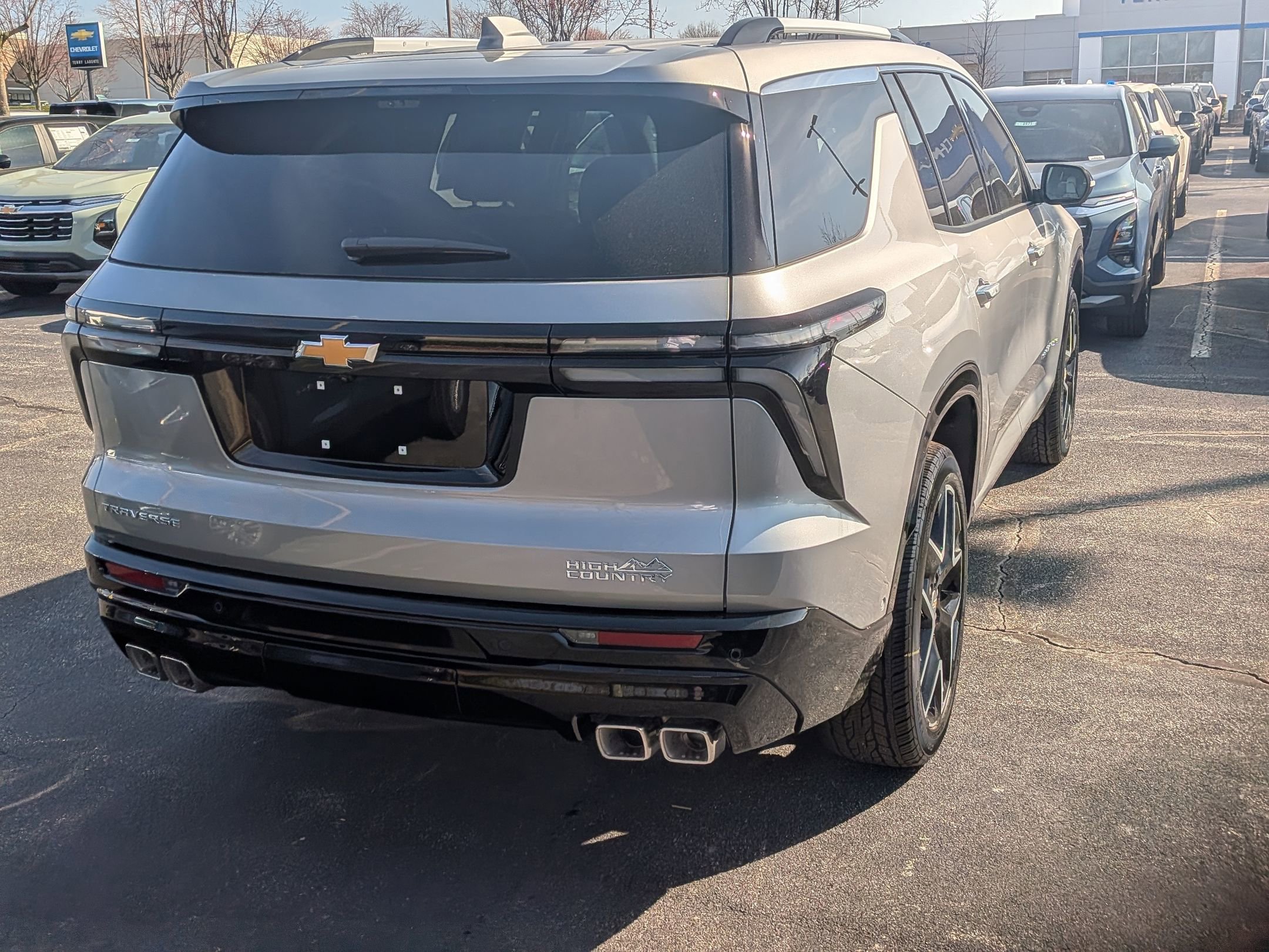 New 2026 Chevrolet Traverse High Country FWD image 8