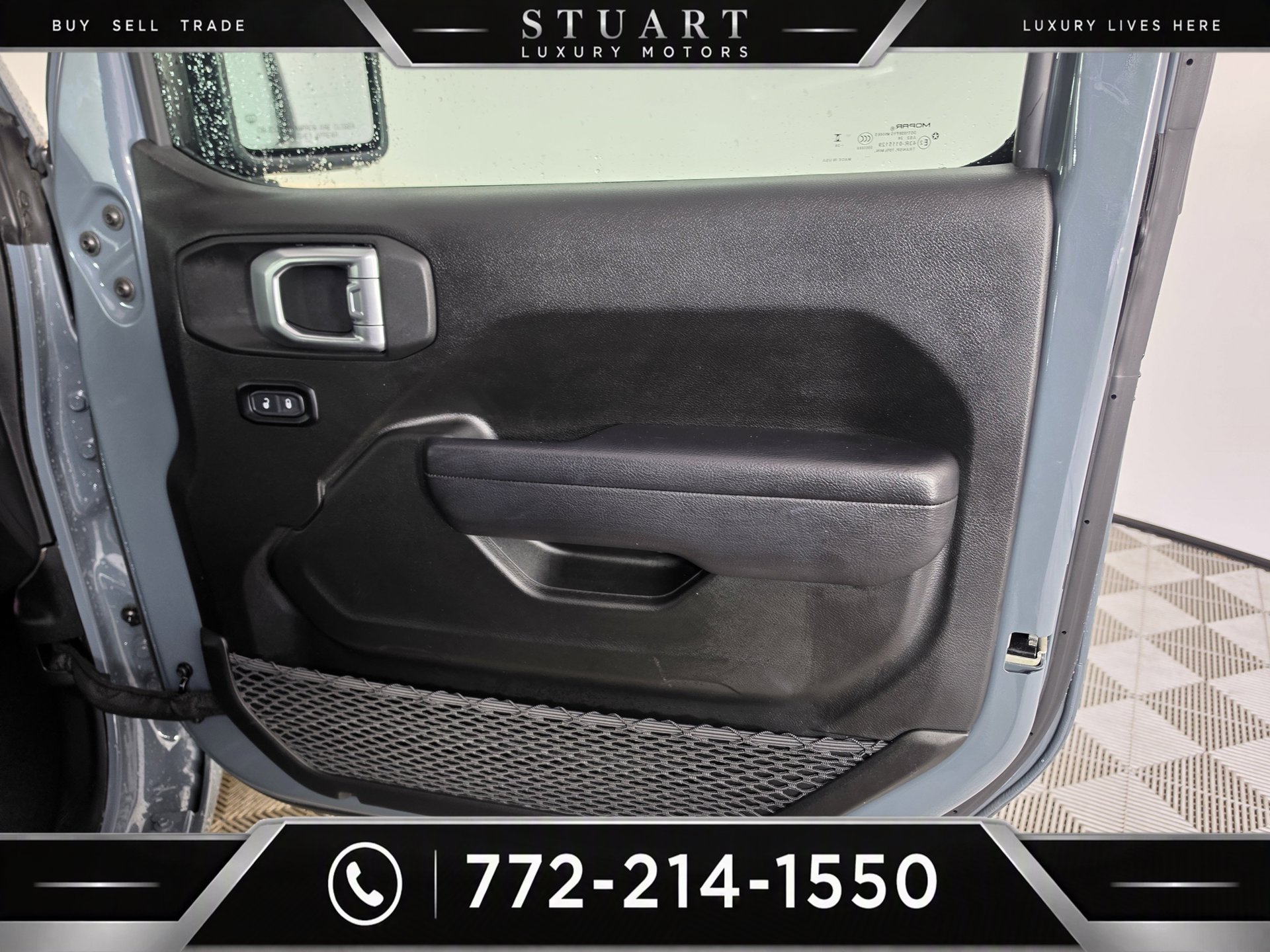 Used 2024 Jeep Wrangler Unlimited Sport AWD/4WD image 32