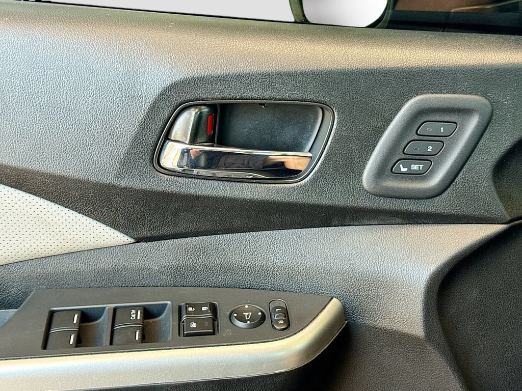 Used 2016 Honda CR-V Touring image 20