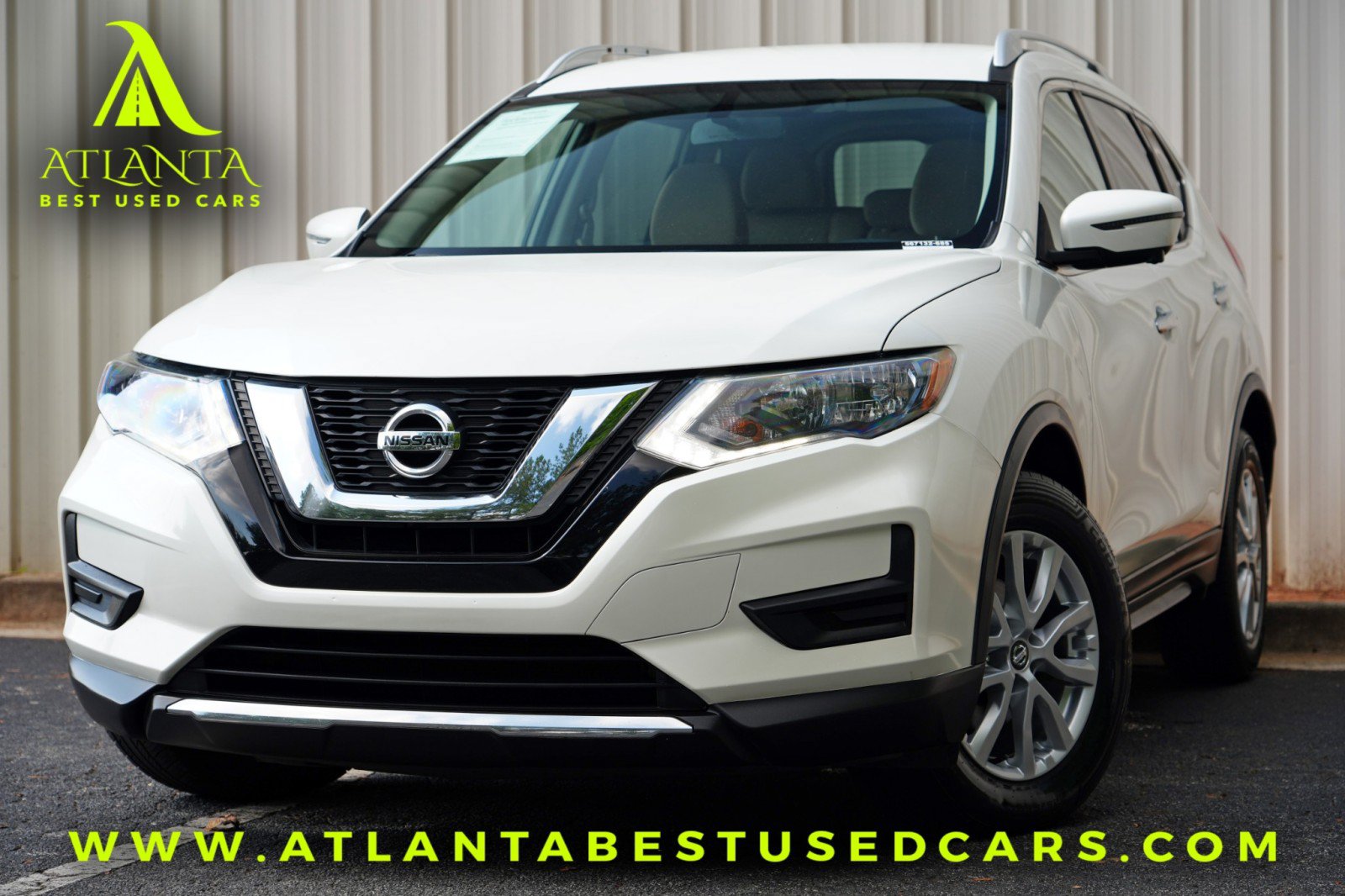 Used 2017 Nissan Rogue SV w/ SV Premium Package
