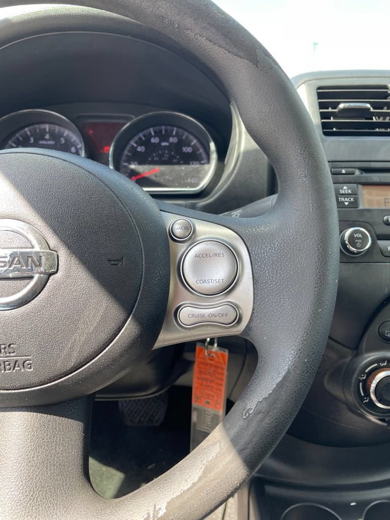 Used 2014 Nissan Versa SV w/ Convenience Package FWD image 14