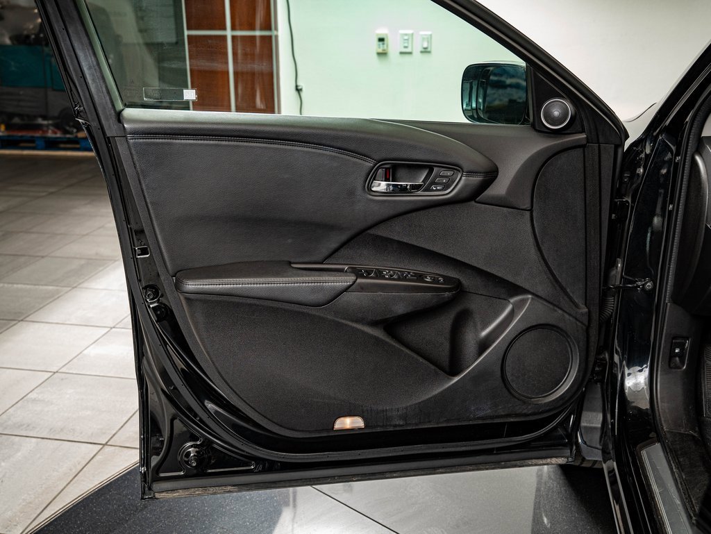 Used 2015 Acura RDX FWD image 18