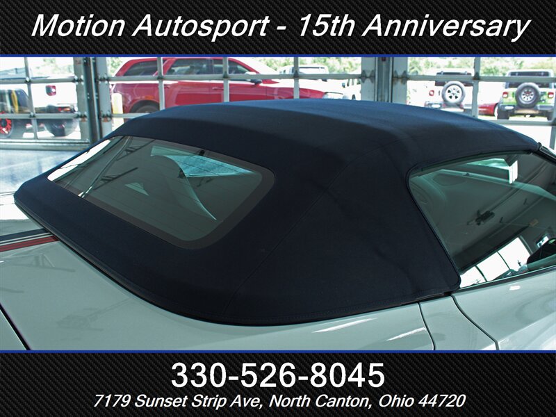 Used 2016 Chevrolet Corvette Stingray Convertible RWD image 10