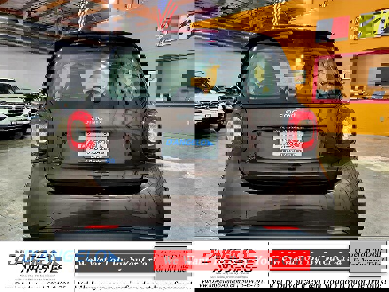 Used 2019 smart fortwo electric drive image 6