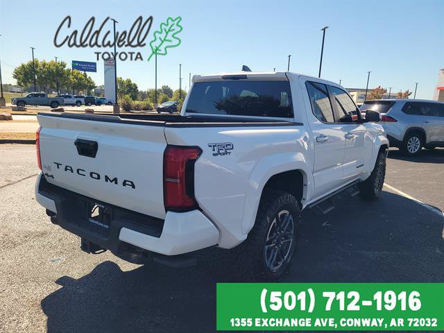 Used 2025 Toyota Tacoma TRD Sport AWD/4WD image 5