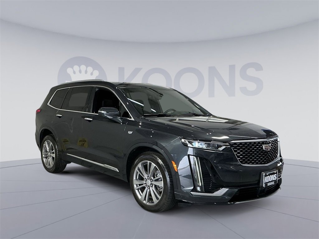 Used 2023 Cadillac XT6 Premium Luxury w/ Technology Package image 18