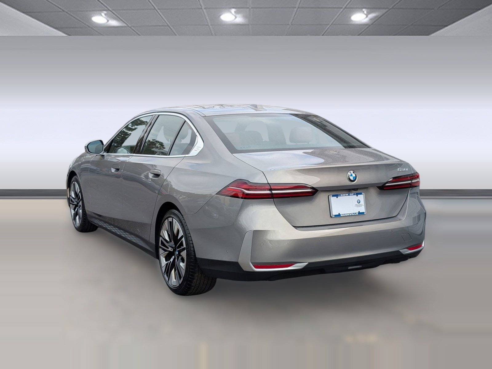 Certified 2025 BMW 530i RWD image 3