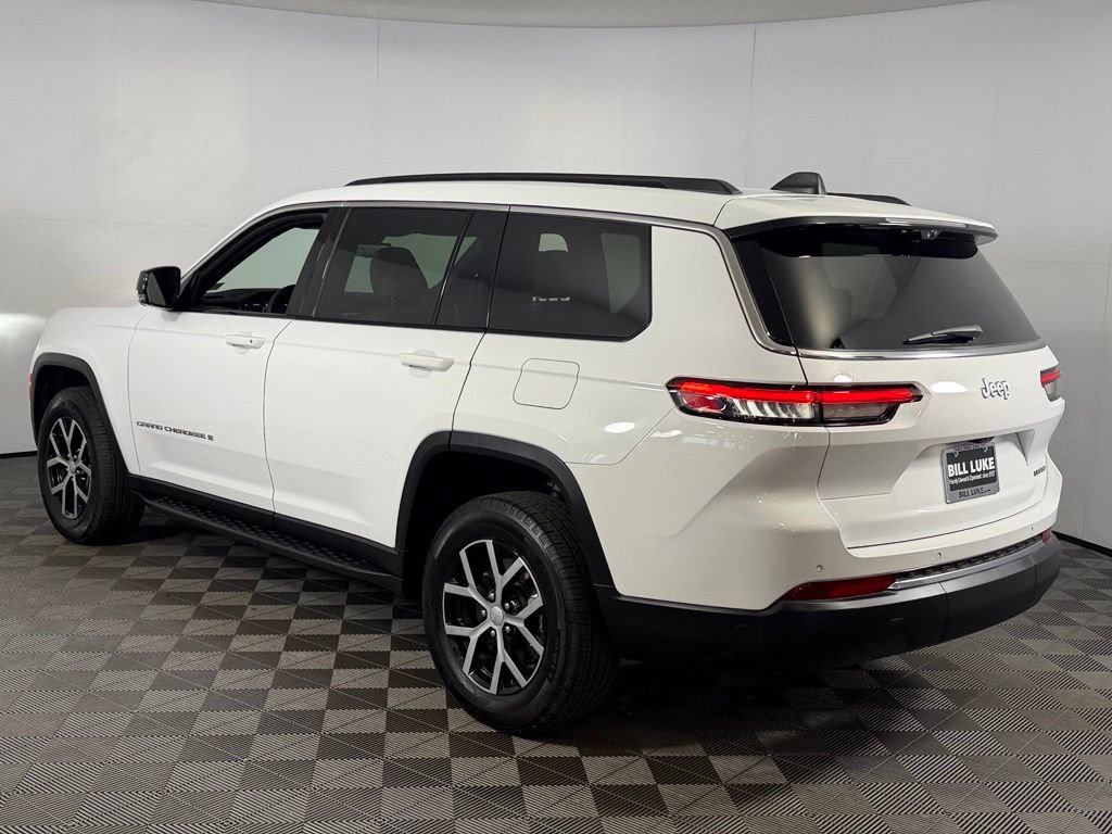 Certified 2025 Jeep Grand Cherokee L Limited w/ Luxury Tech Group II RWD image 12