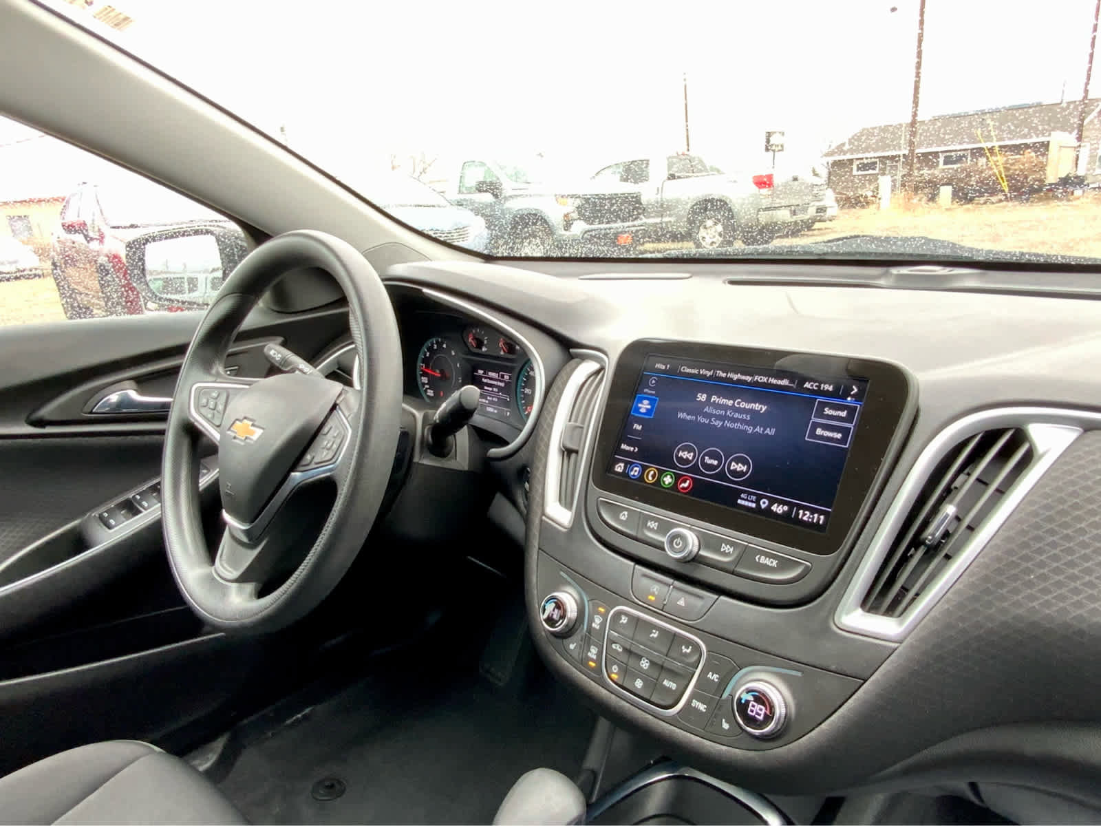 Used 2024 Chevrolet Malibu LT image 40