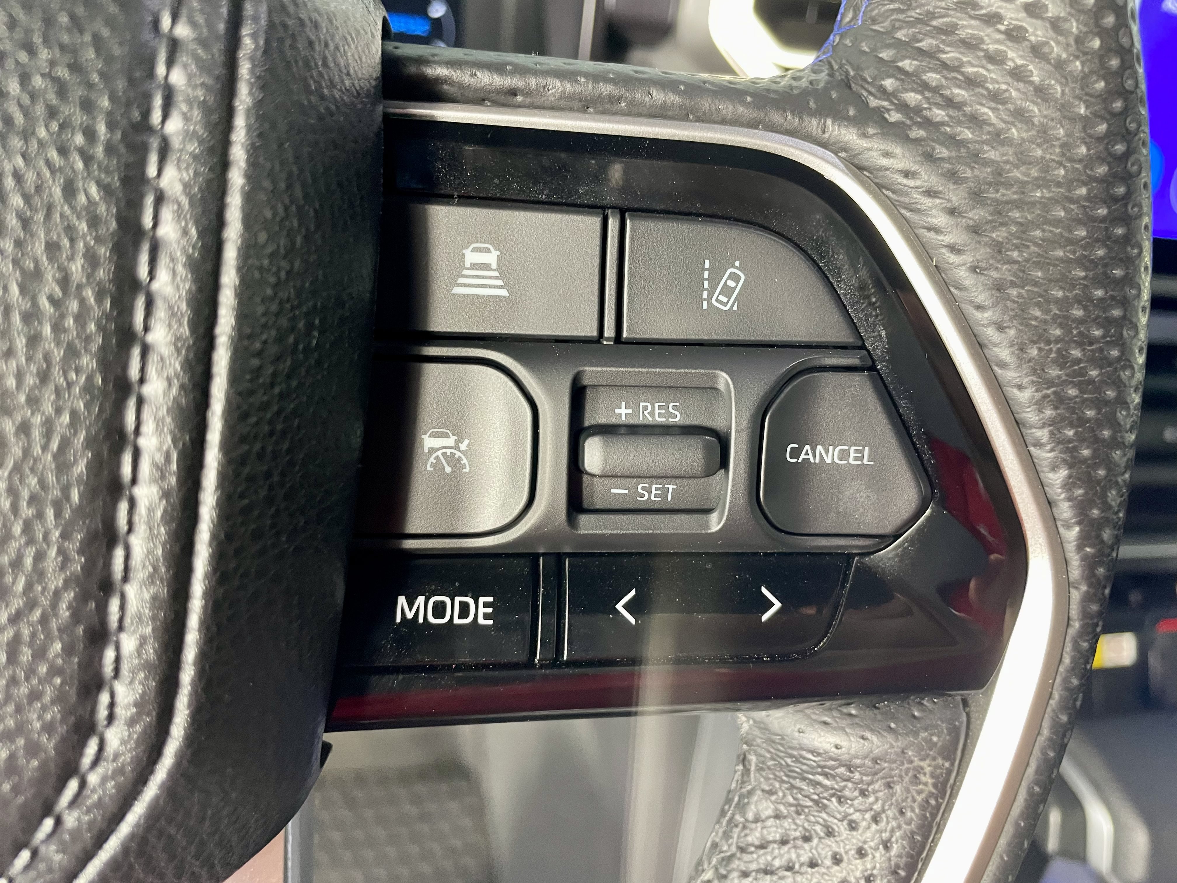 Used 2024 Toyota Tundra Platinum AWD/4WD image 15