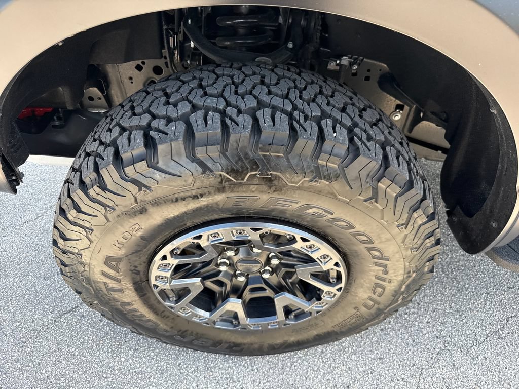 Used 2026 Ford F150 Raptor w/ Equipment Group 803A Raptor R AWD/4WD image 14