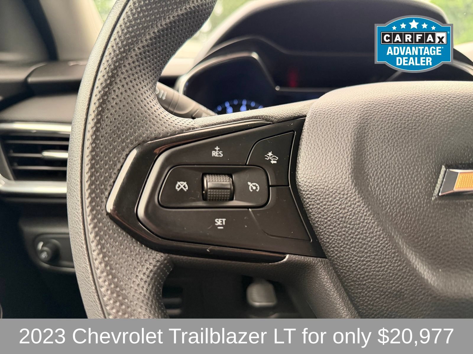 Used 2023 Chevrolet TrailBlazer LT w/ Convenience Package AWD/4WD image 11