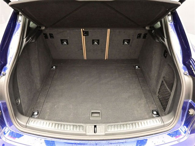 Certified 2023 Porsche Macan S image 19