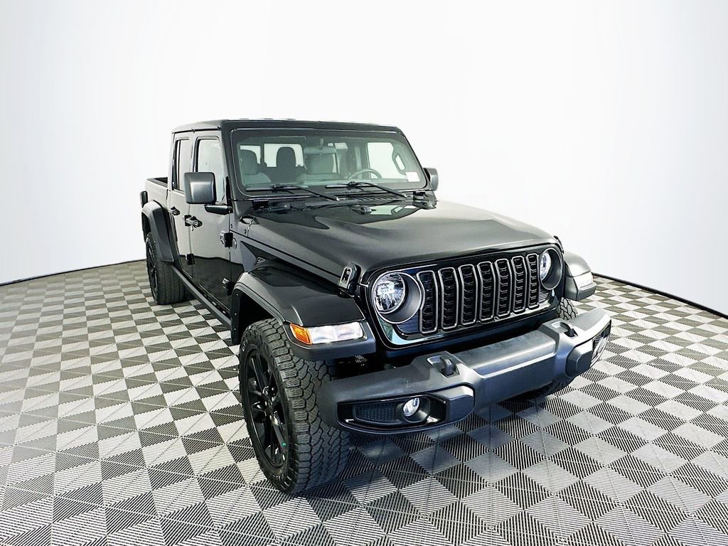 Certified 2024 Jeep Gladiator Sport image 2