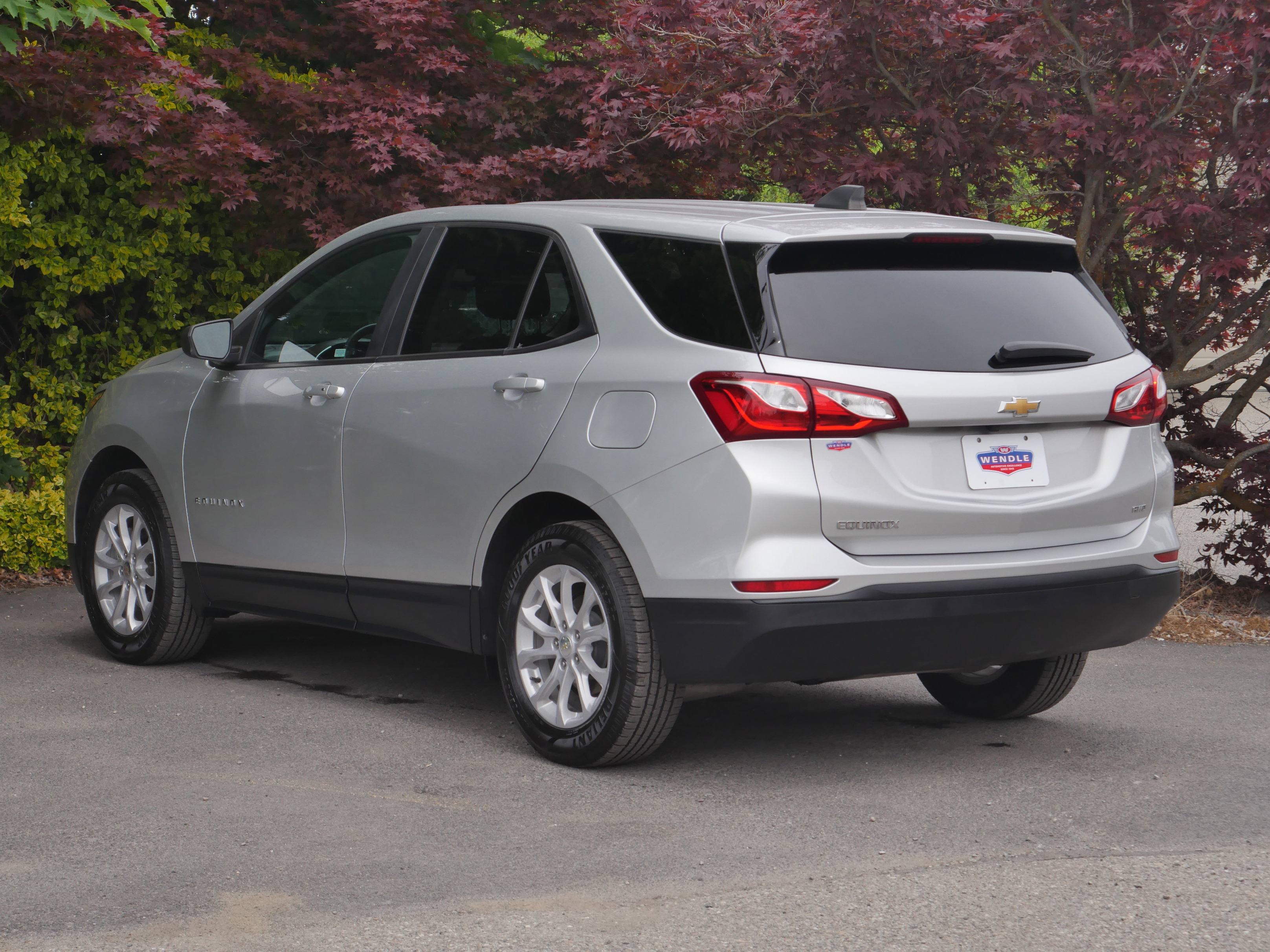 Used 2021 Chevrolet Equinox LS w/ LS Convenience Package AWD/4WD image 17