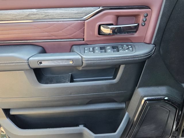 Used 2026 RAM 3500 Limited AWD/4WD image 9