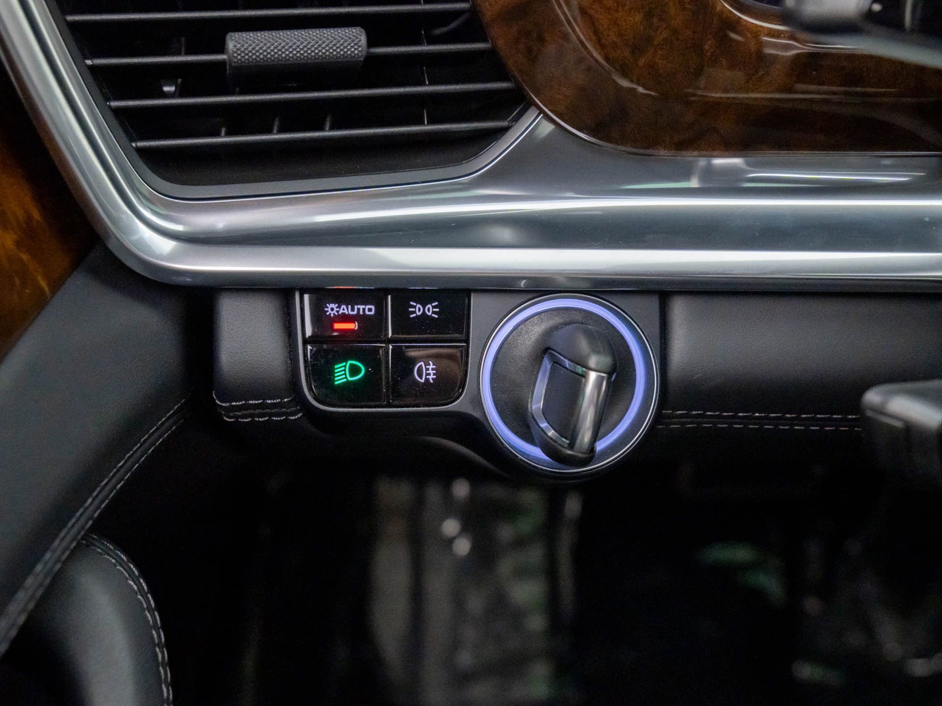 Used 2021 Porsche Panamera Turbo S w/ Premium Package image 22