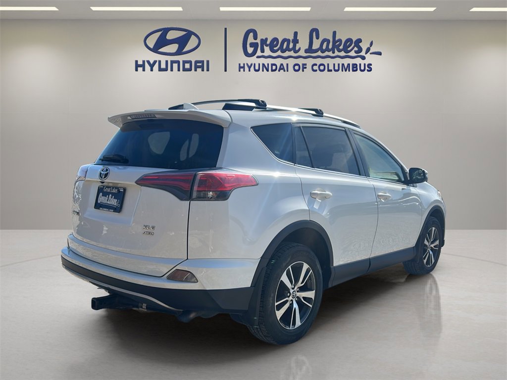 Used 2017 Toyota RAV4 XLE w/ Cargo Management Package image 5