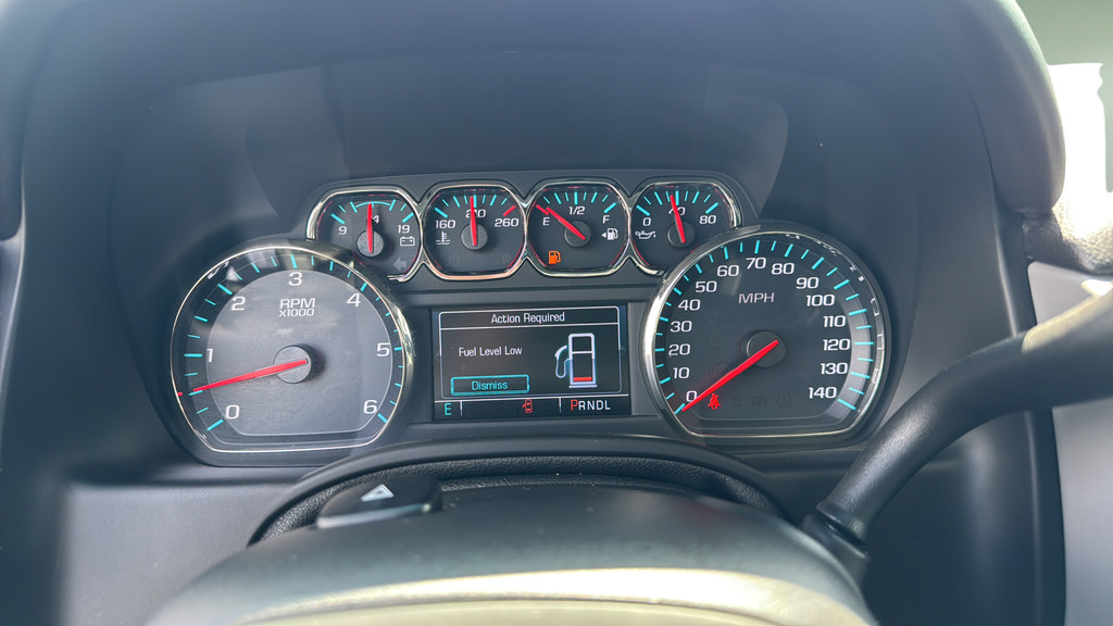 Used 2020 Chevrolet Suburban LT RWD image 15