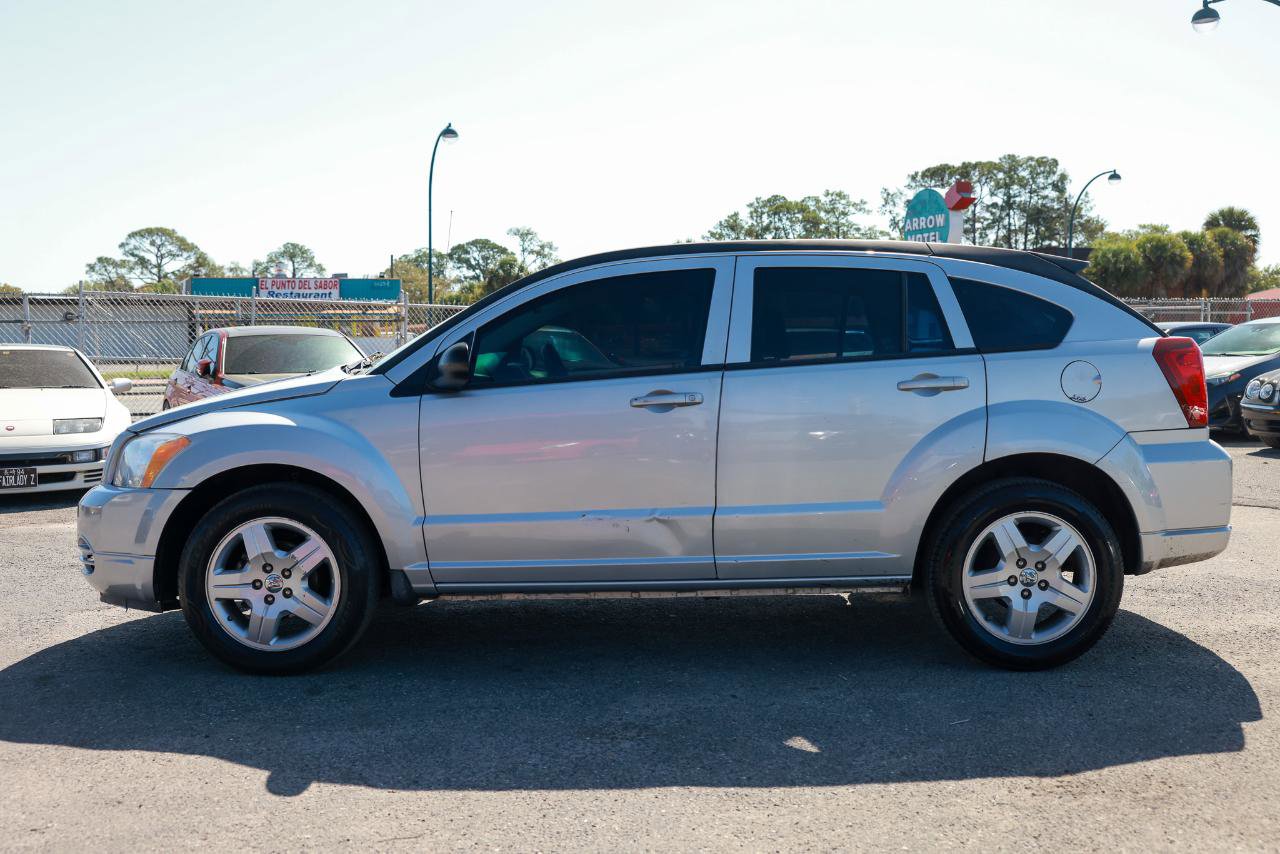 Used 2009 Dodge Caliber SXT image 3