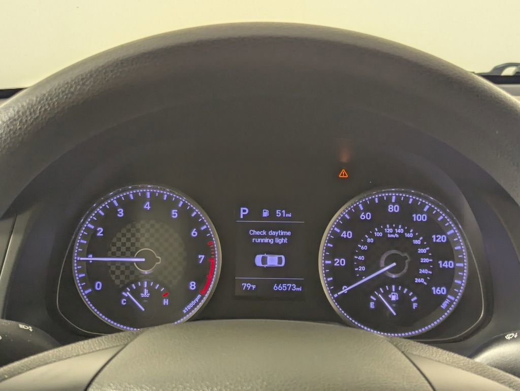 Used 2020 Hyundai Elantra SEL FWD image 17