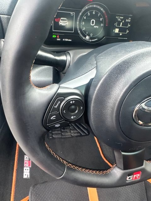 Used 2025 Toyota GR86 Hakone Edition RWD image 21