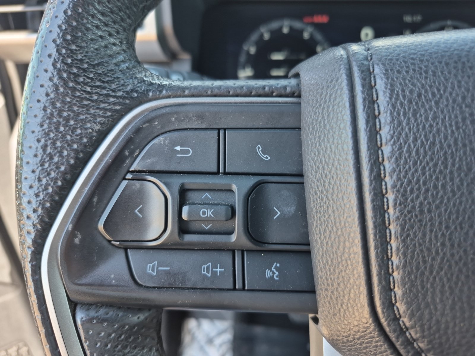 Used 2024 Toyota Tacoma TRD Off-Road AWD/4WD image 24