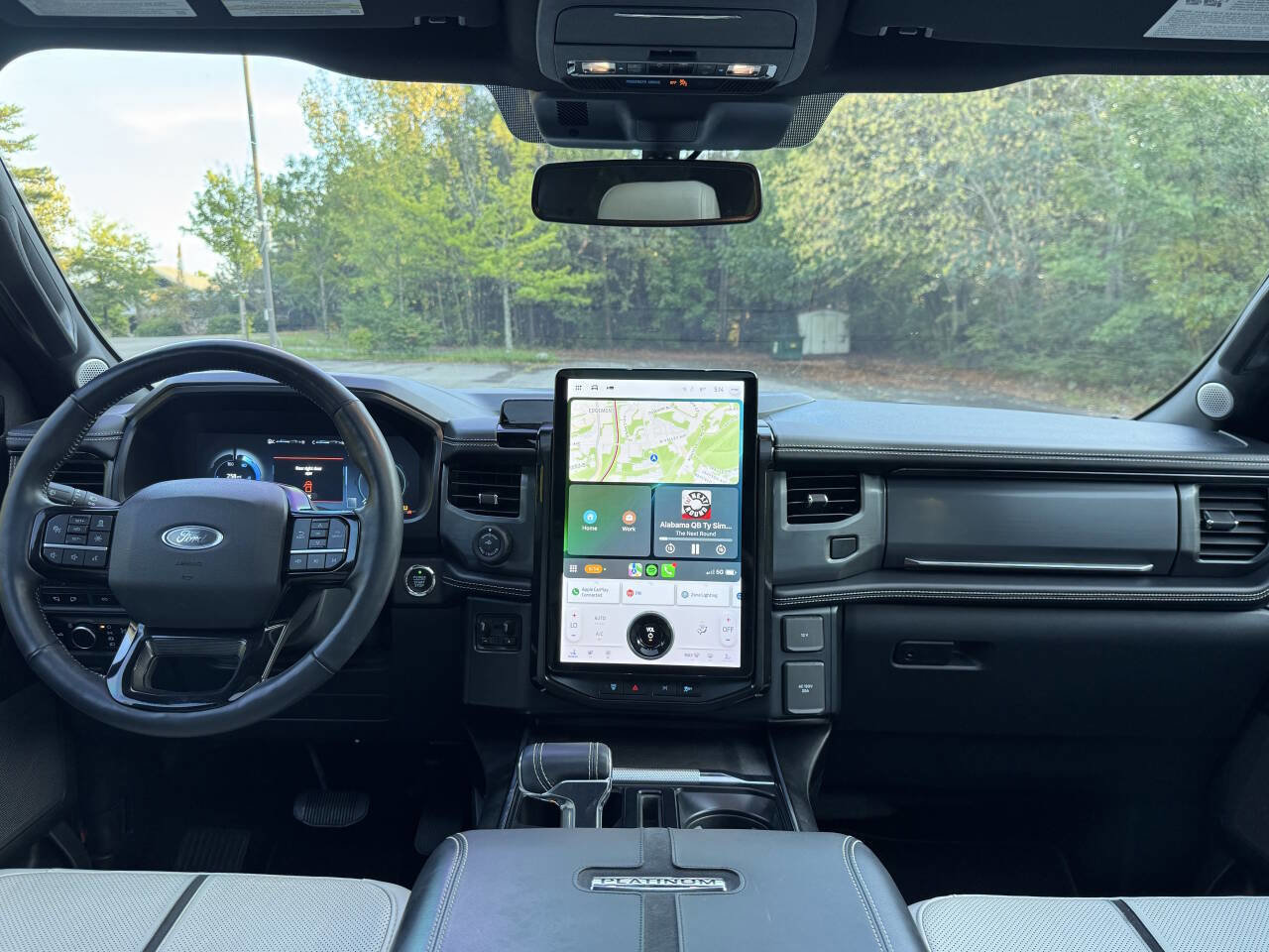 Used 2023 Ford F150 Lightning Platinum image 9