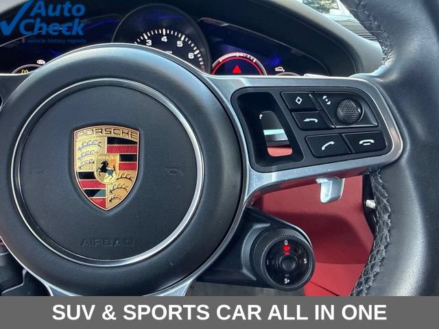 Used 2022 Porsche Cayenne AWD/4WD image 38