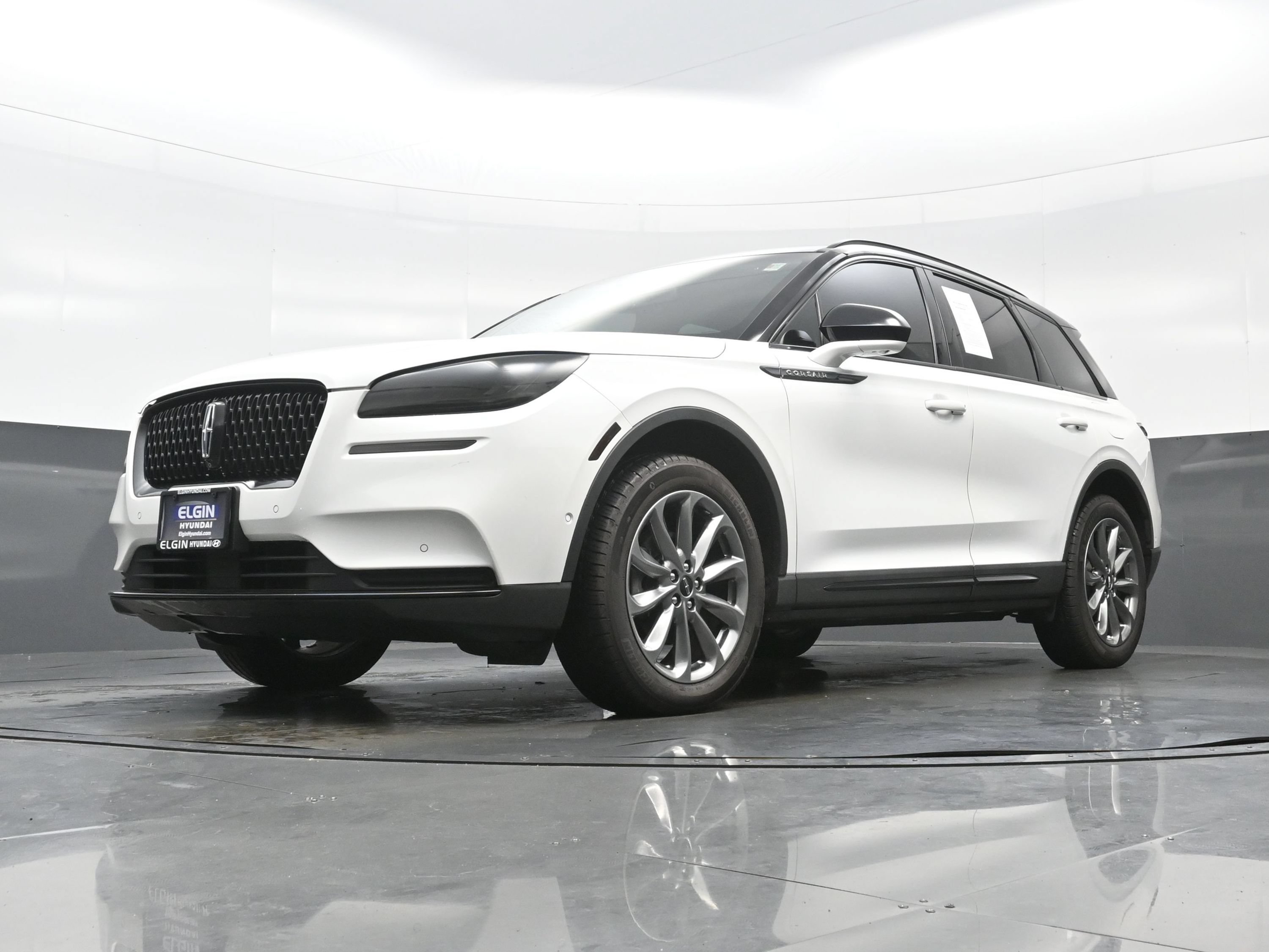 Used 2022 Lincoln Corsair AWD w/ Premium Package image 28