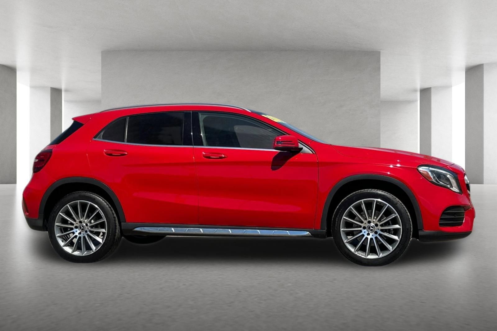 Used 2019 Mercedes-Benz GLA 250 4MATIC image 3