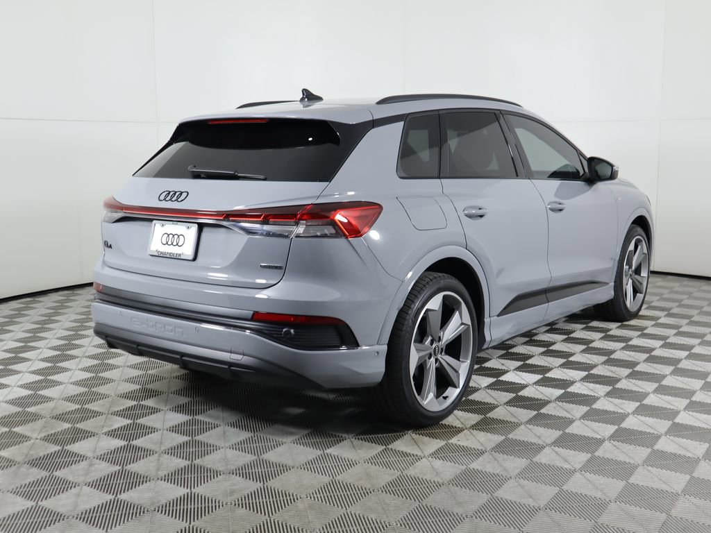 Used 2026 Audi Q4 e-tron Premium Plus w/ Premium Plus AWD/4WD image 5