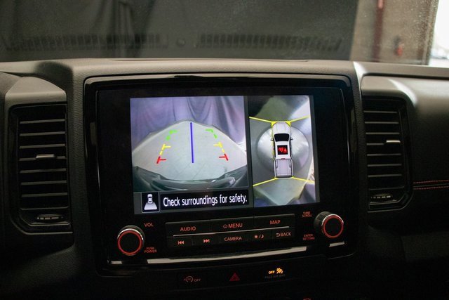 Used 2023 Nissan Frontier PRO-4X image 33