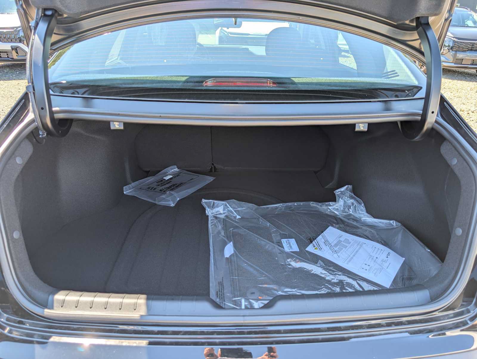 New 2026 Kia K4 FWD image 7