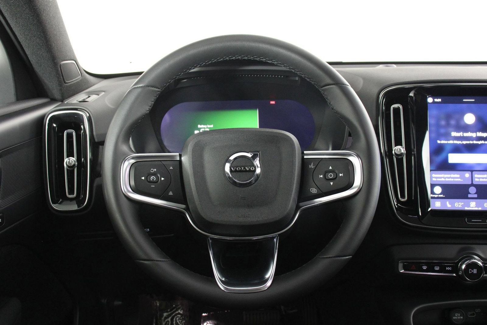 Certified 2023 Volvo C40 Recharge Core AWD/4WD image 8