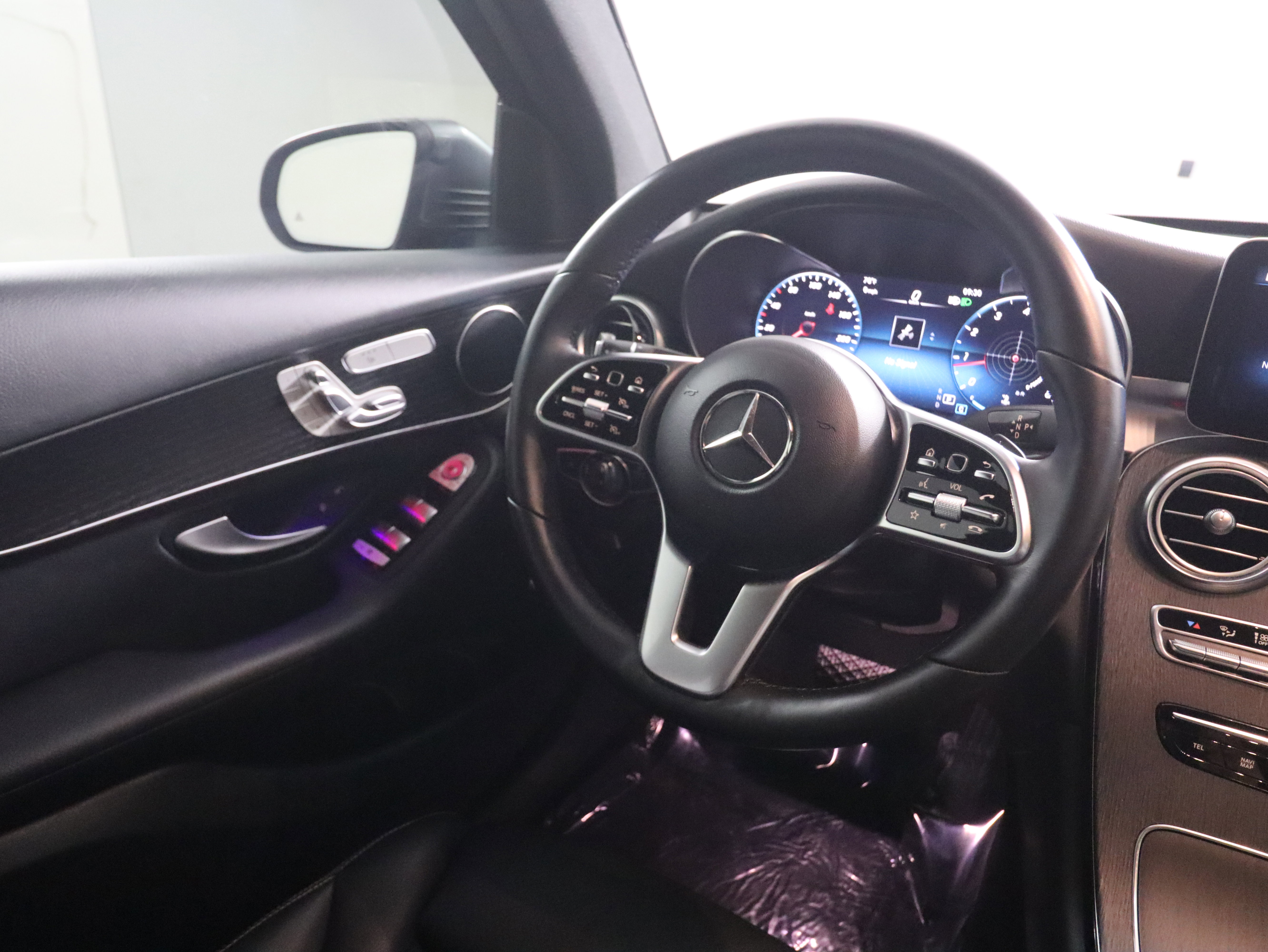 Certified 2022 Mercedes-Benz GLC 300 4MATIC image 10
