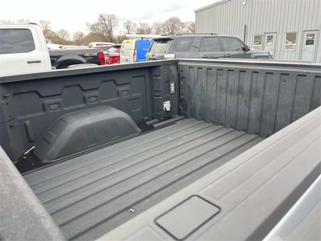 Used 2024 Chevrolet Silverado 1500 LT image 12