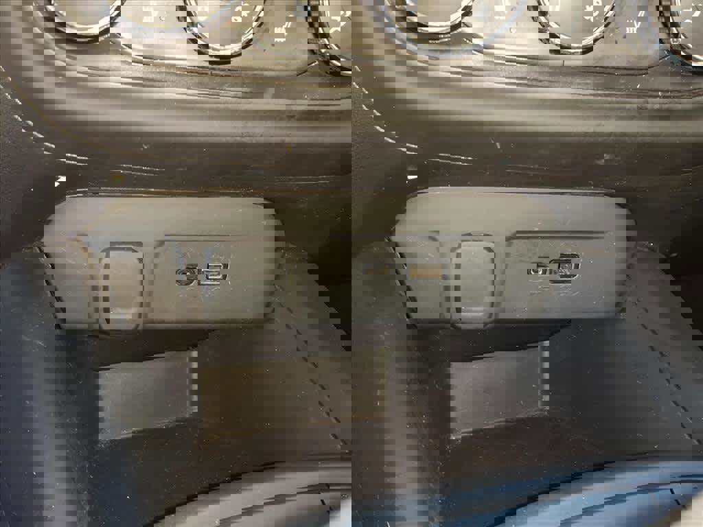 Used 2024 Chevrolet Trax RS image 18