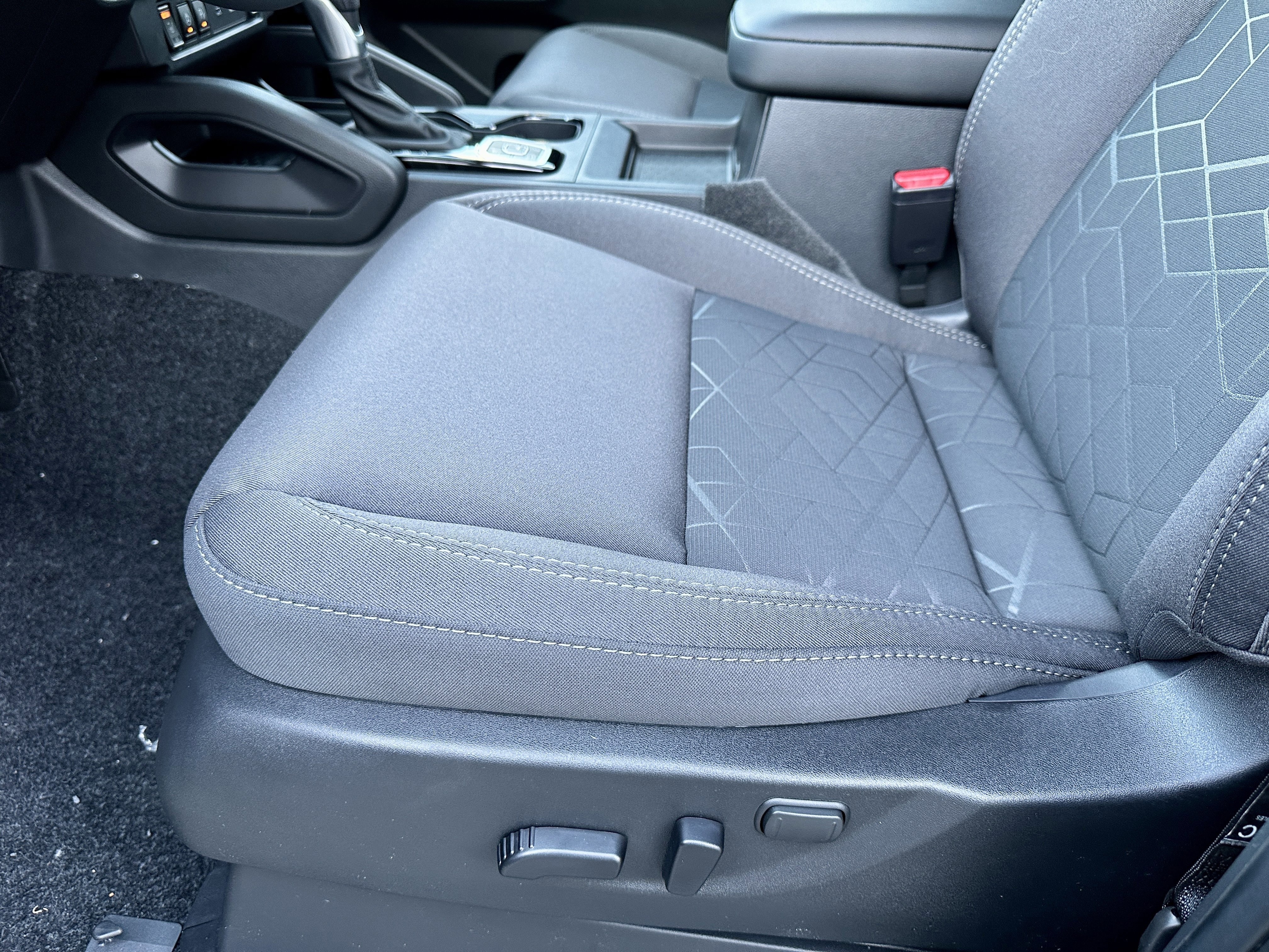 New 2026 Nissan Frontier SV image 27