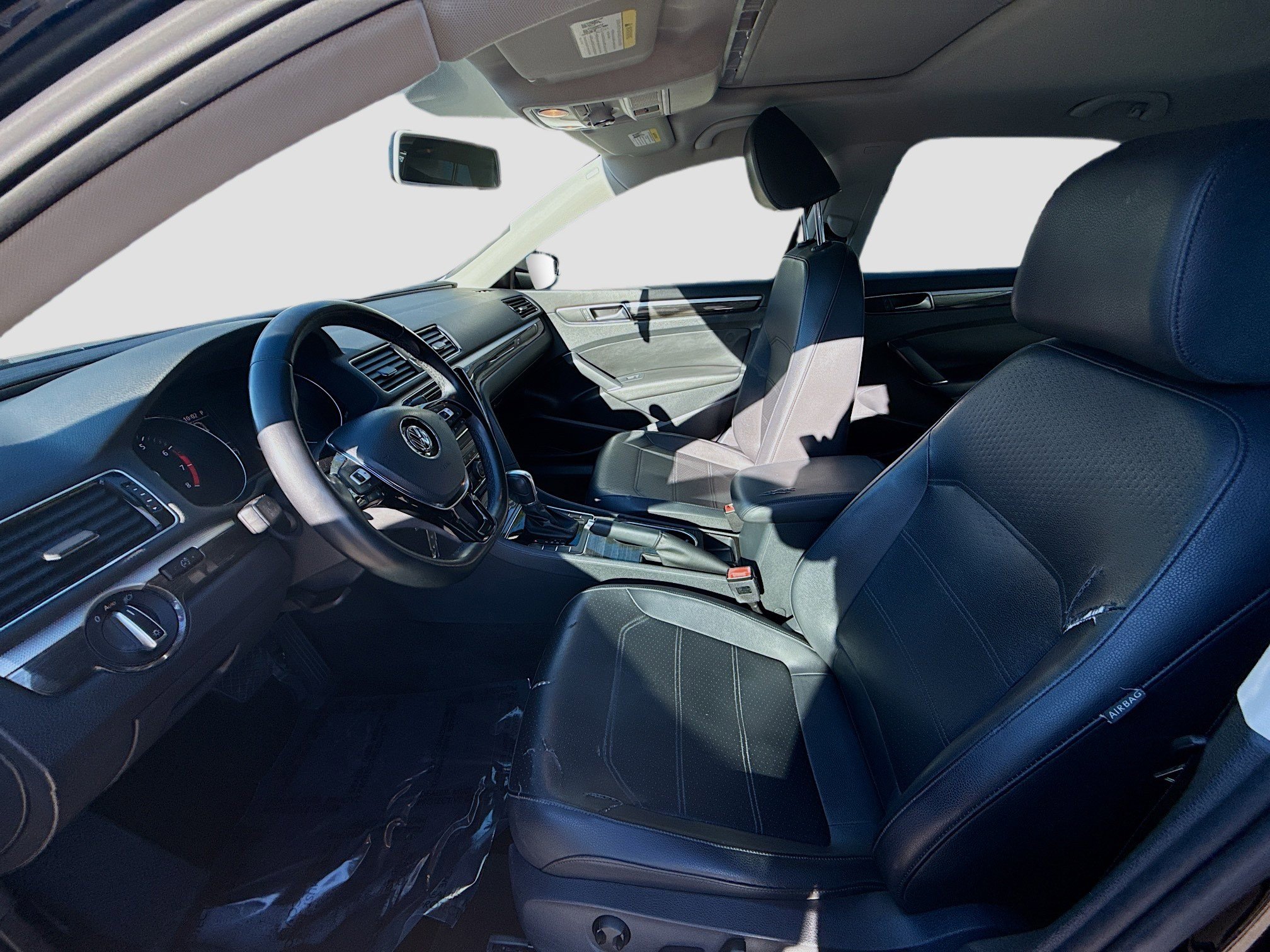 Used 2016 Volkswagen Passat 1.8T SE image 19