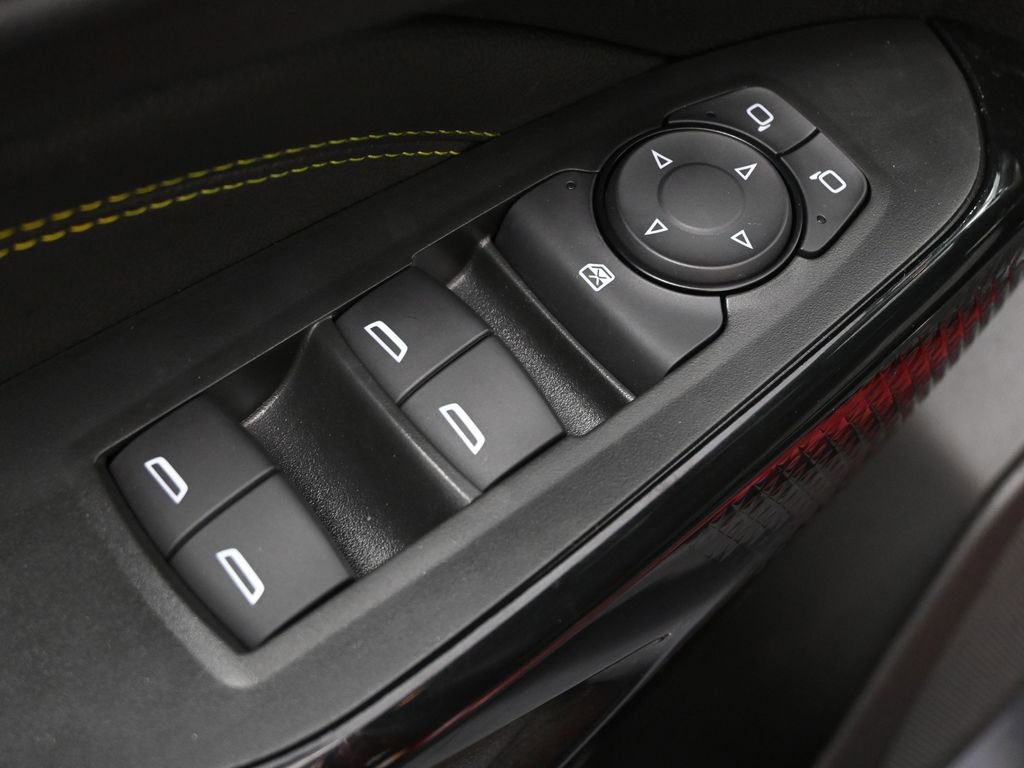 Used 2025 Chevrolet Trax LT w/ LT Convenience Package image 22