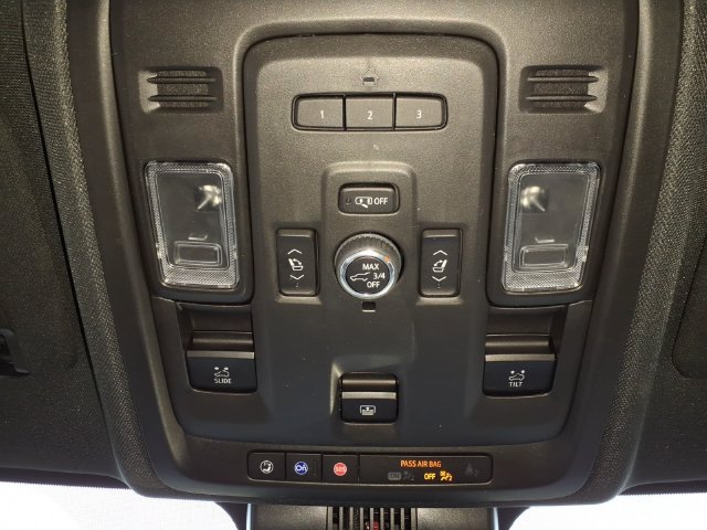 Used 2024 Chevrolet Suburban RST w/ Luxury Package AWD/4WD image 30