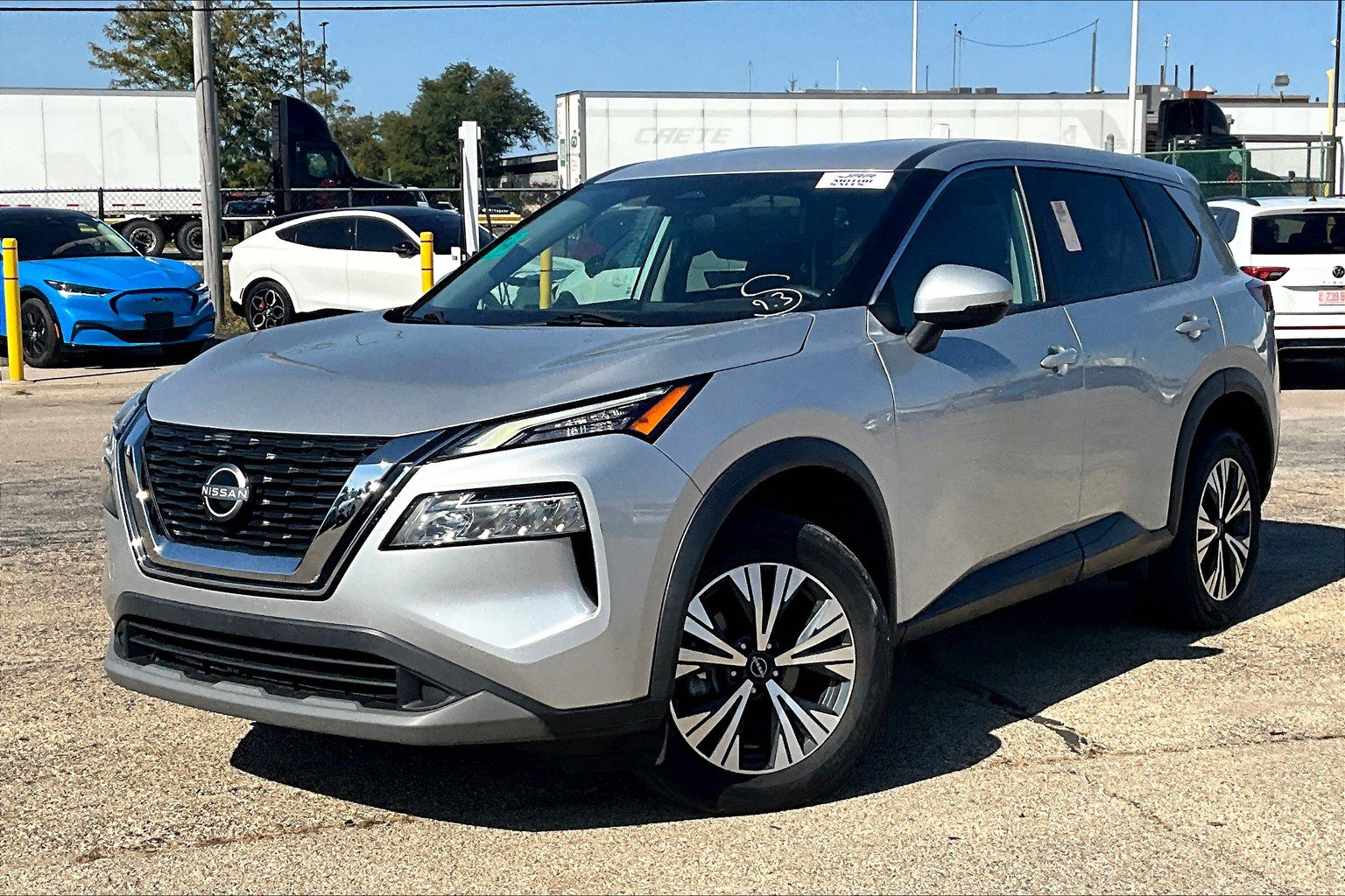 Used 2022 Nissan Rogue SV image 7