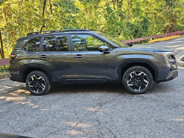 New 2026 Subaru Forester Premium AWD/4WD image 2