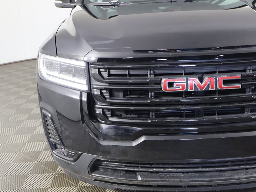 Used 2023 GMC Acadia SLT w/ Elevation Edition image 16
