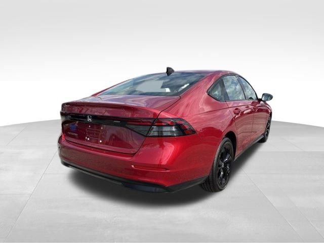 Used 2025 Honda Accord SE image 2