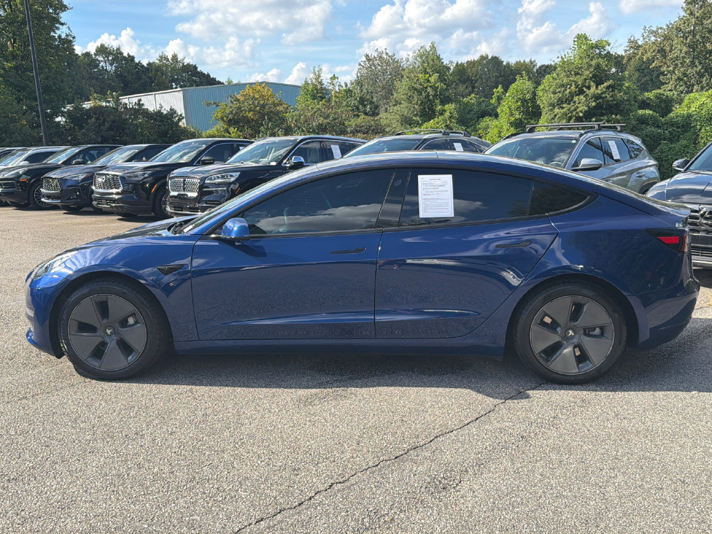 Used 2021 Tesla Model 3 Standard Range Plus RWD image 4