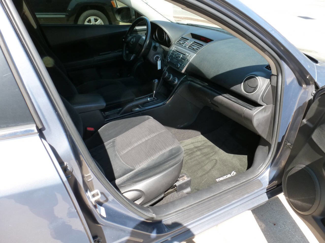 Used 2010 MAZDA MAZDA6 i Touring FWD image 11