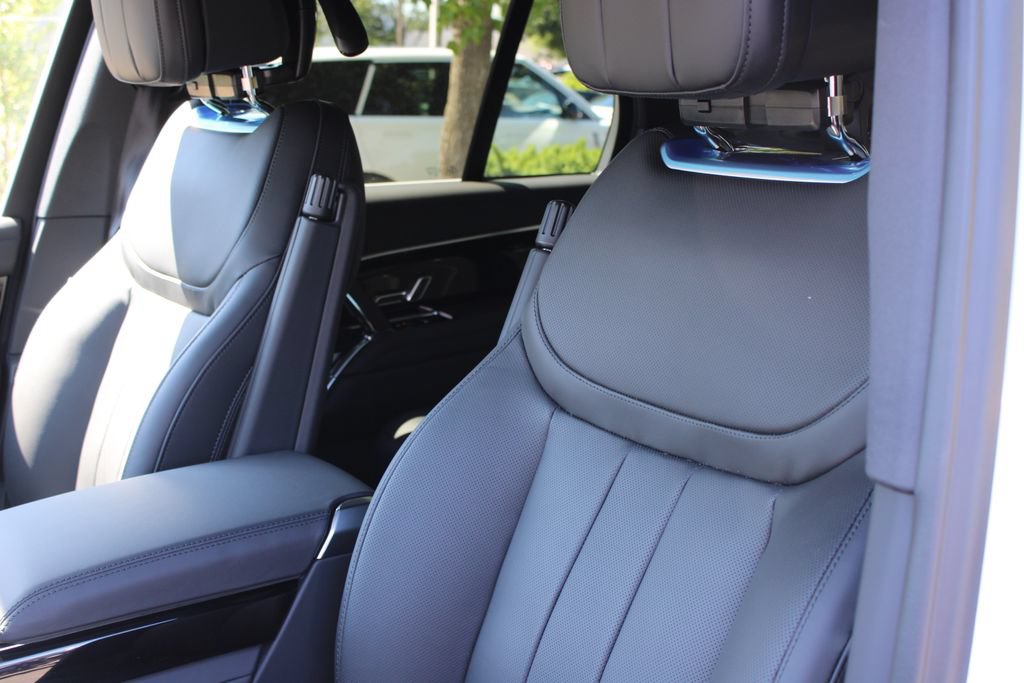 New 2026 Land Rover Range Rover SE AWD/4WD image 8