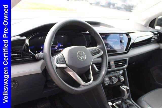 Used 2024 Volkswagen Taos SE AWD/4WD image 17